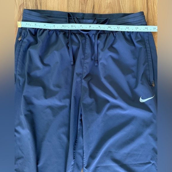 Nike Men’s Dry- Fit - Picture 6 of 9